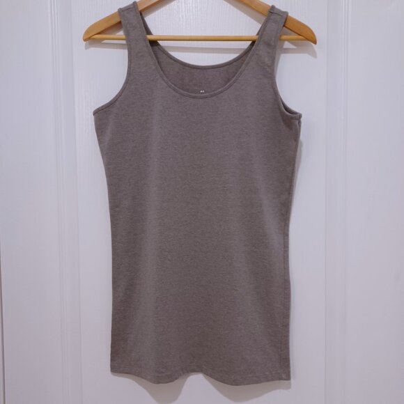 Ricki's Sweaters - 🍀3 for $15 - Heathered Grey Tank Top
